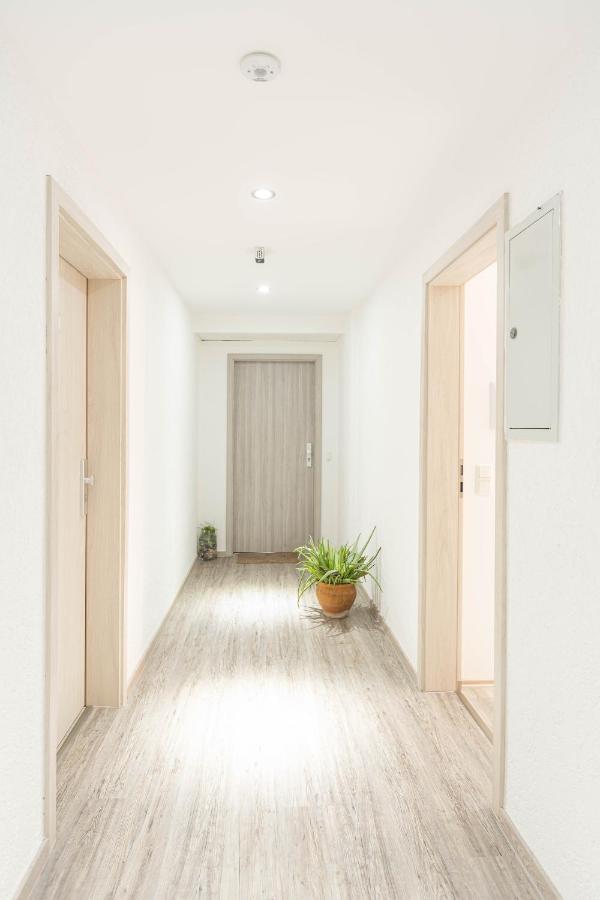 Messe-Hotelzimmer-Einzimmerappartement Leverkusen Dış mekan fotoğraf